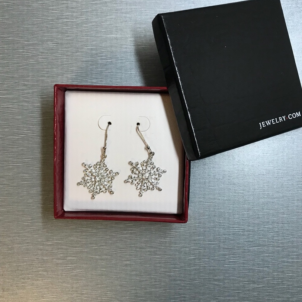 earrings - Picture 4 of 5